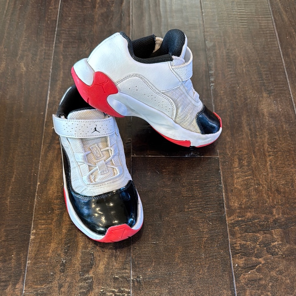Jordan 11